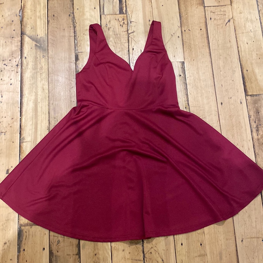 Maroon sleeveless dress